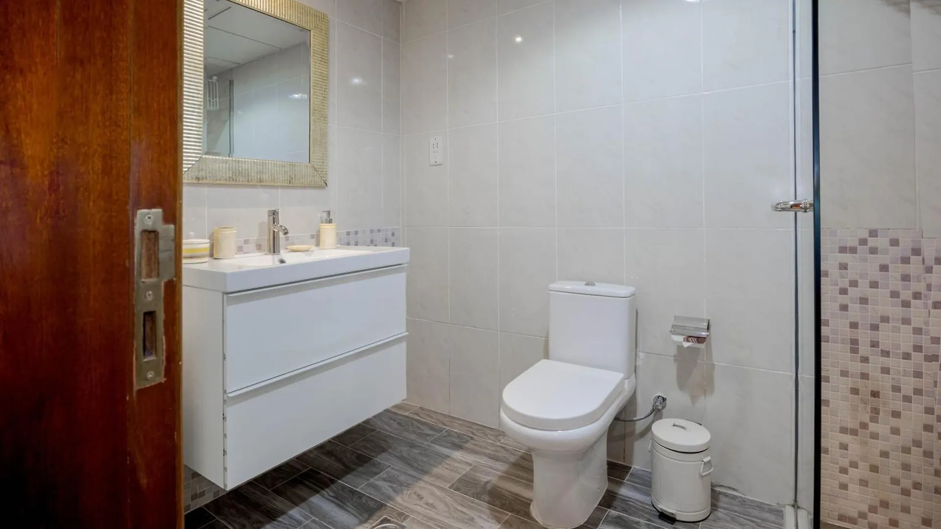Live Surrounded By Gorgeous Green Golf Fields Ras al-Khaimah Apartment